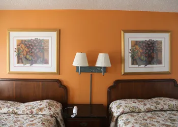 Sherman Inn hotel thumbnail 4