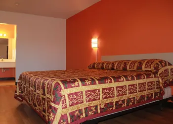 Sherman Inn hotel thumbnail 5