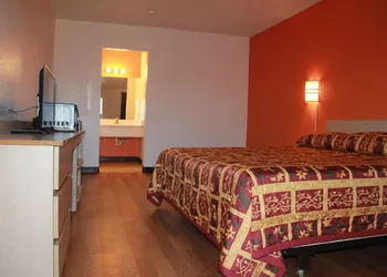 Sherman Inn hotel thumbnail 8