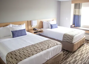 Microtel Inn & Suites by Wyndham Camp Lejeune/Jacksonville hotel thumbnail 4