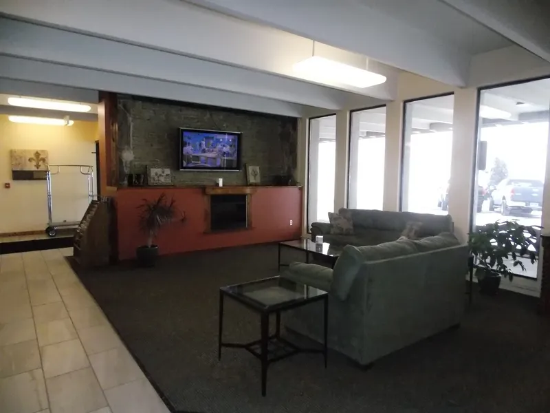 Econo Lodge Inn & Suites Brookings hotel detail image 2