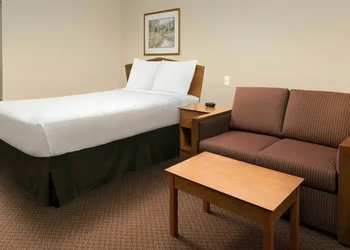 WoodSpring Suites Kansas City Lenexa hotel thumbnail 5