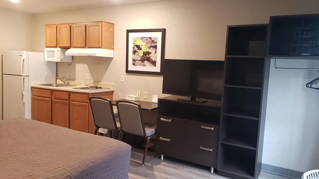 WoodSpring Suites Kansas City Lenexa hotel detail image 6