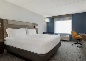 Holiday Inn Express & Suites Ottawa East - Orleans by IHG hotel thumbnail 5