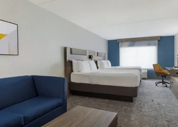 Holiday Inn Express & Suites Ottawa East - Orleans by IHG hotel thumbnail 6