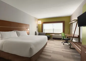 Holiday Inn Express & Suites Edinburg-McAllen Area by IHG hotel thumbnail 5