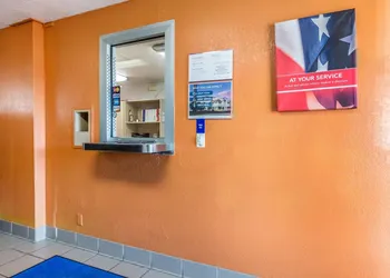 Motel 6 Lumberton, NC hotel thumbnail 3