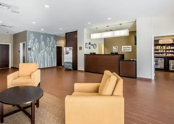 Sleep Inn & Suites Meridian - Bonita Lakes hotel thumbnail 2