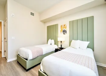 Vista Cay Resort by Millenium at Universal Blvd hotel thumbnail 7