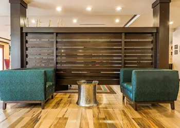 Comfort Inn & Suites Newcastle - Oklahoma City hotel thumbnail 3