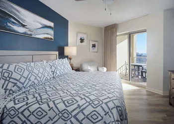 Royale Palms Condominiums hotel thumbnail 5