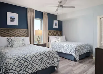 Royale Palms Condominiums hotel thumbnail 7