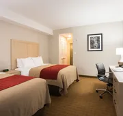 Comfort Inn & Suites hotel detail image 7