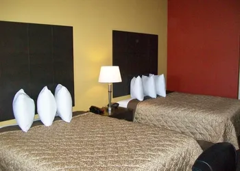 Americas Best Value Inn Tupelo hotel thumbnail 3
