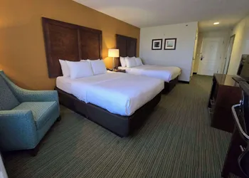 Comfort Inn Ferdinand hotel thumbnail 4
