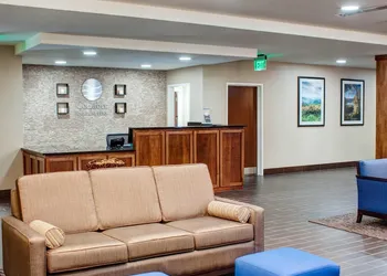 Comfort Inn & Suites Caldwell hotel thumbnail 3