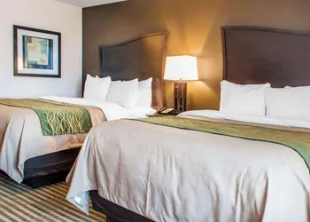 Comfort Inn & Suites Woodward hotel thumbnail 8