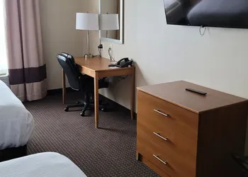 The Kanata Bonnyville hotel thumbnail 7