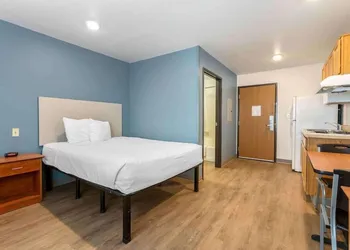 Studio 6 Extended Stay El Paso East TX hotel thumbnail 5