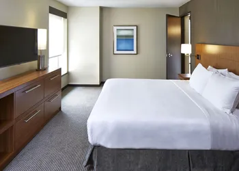 Hyatt Place Lansing - East hotel thumbnail 8