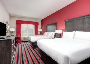 Holiday Inn & Suites Lafayette North by IHG hotel thumbnail 4