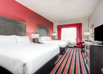 Holiday Inn & Suites Lafayette North by IHG hotel thumbnail 5