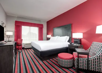 Holiday Inn & Suites Lafayette North by IHG hotel thumbnail 6
