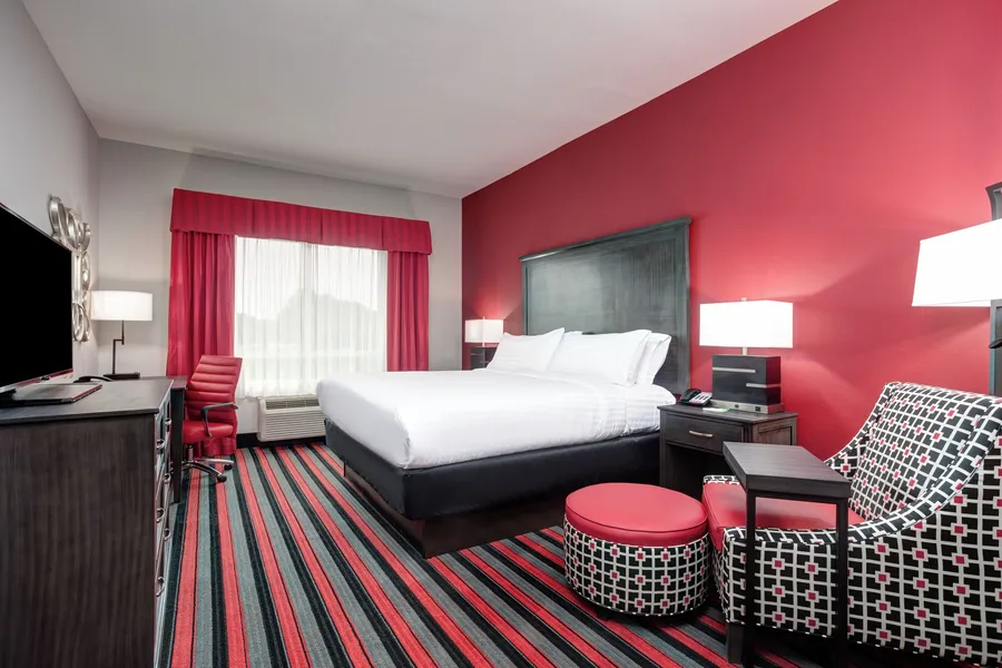 Holiday Inn & Suites Lafayette North by IHG hotel detail image 6
