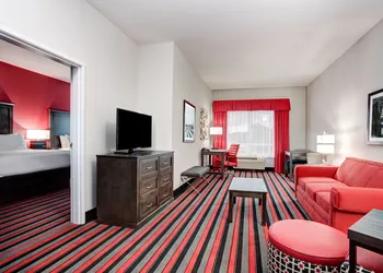Holiday Inn & Suites Lafayette North by IHG hotel thumbnail 8