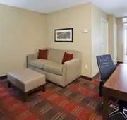 Gateway Park Hotel and Suites hotel detail image 4