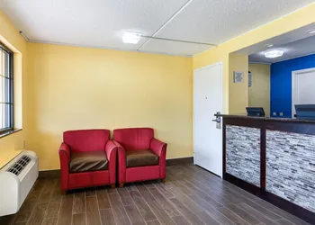 Rodeway Inn Joint Base Andrews Area hotel thumbnail 3