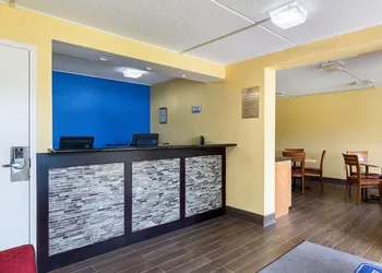 Rodeway Inn Joint Base Andrews Area hotel thumbnail 4