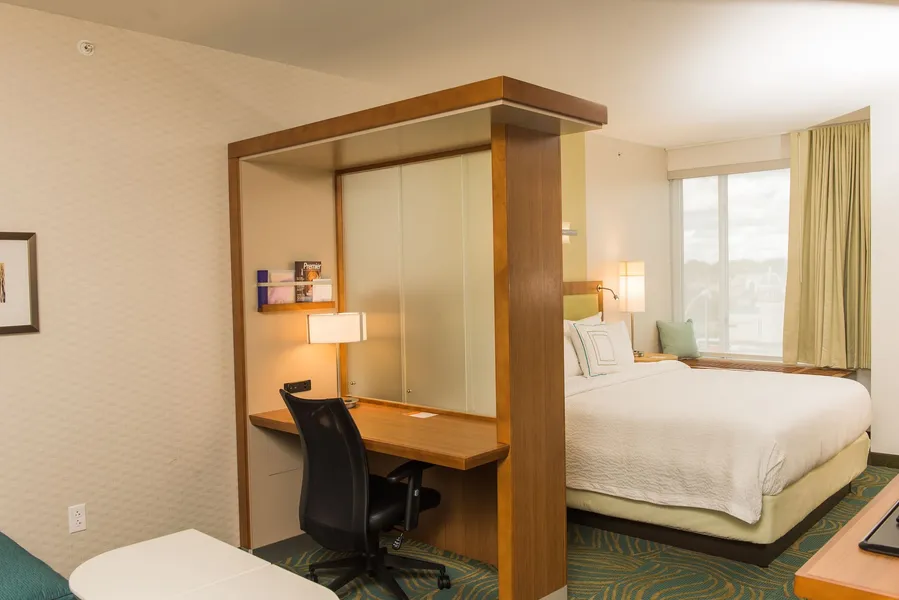 Springhill Suites Buffalo Airport hotel detail image 6