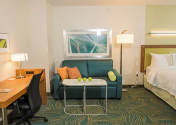 Springhill Suites Buffalo Airport hotel thumbnail 8