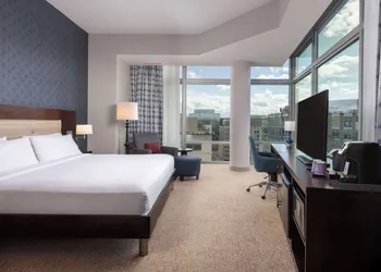 Hilton Garden Inn Washington DC/Georgetown Area hotel thumbnail 8