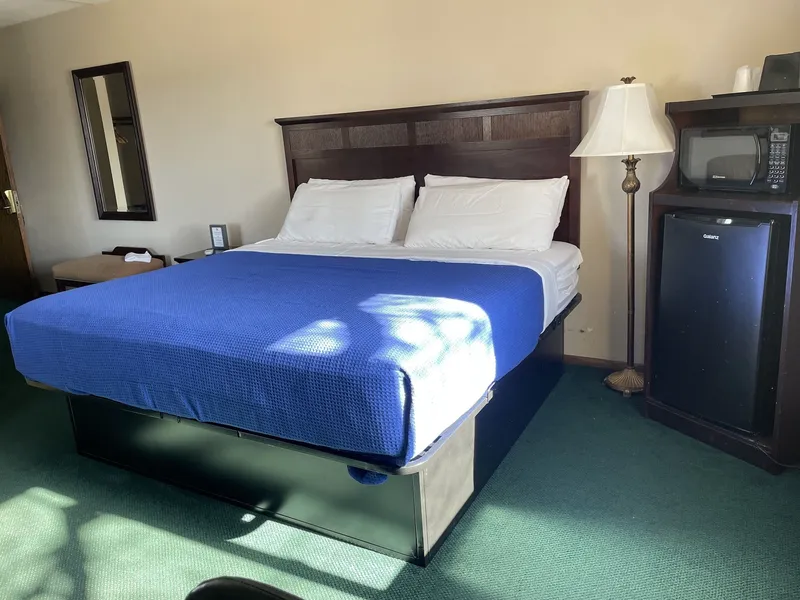 Heritage inn hotel detail image 6