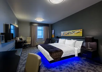 Applause Hotel by CLIQUE hotel thumbnail 8