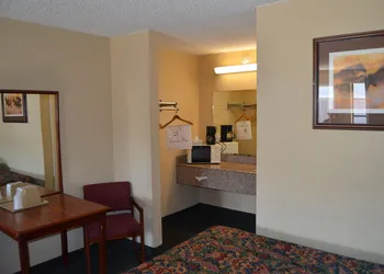Plaza Inn Big Spring hotel thumbnail 6