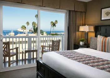 Catalina Island Inn hotel thumbnail 6