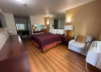 Sierra Inn hotel thumbnail 4