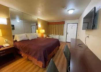Sierra Inn hotel thumbnail 5