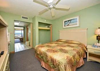 Holiday Sands North On the Boardwalk hotel thumbnail 3