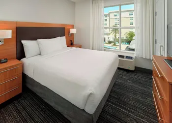 TownePlace Suites Orlando at FLAMINGO CROSSINGS® Town Center/Western Entrance hotel thumbnail 7
