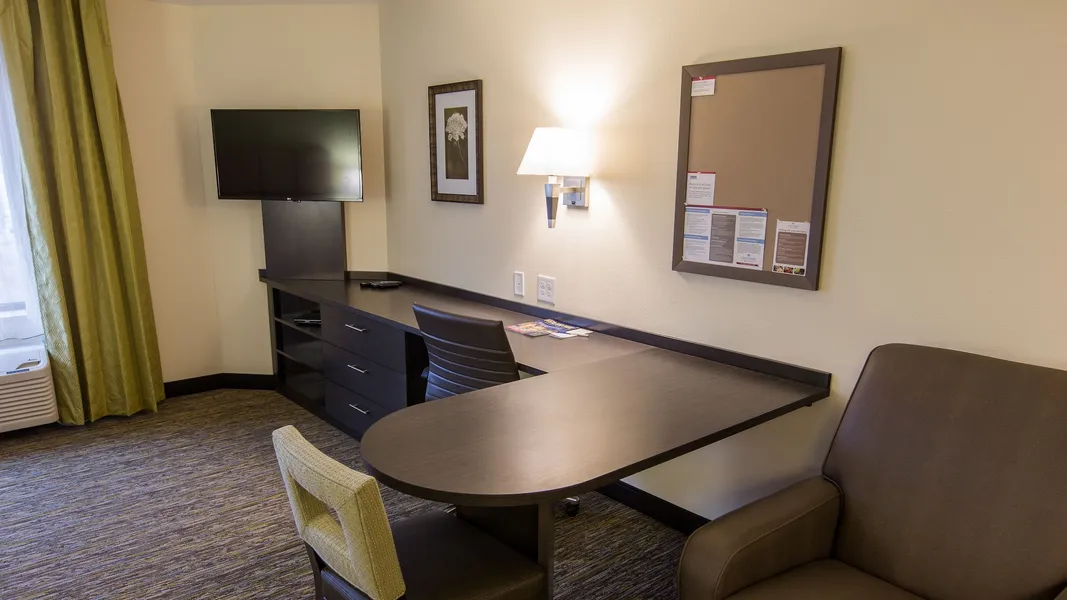 Candlewood Suites : Overland Park - W 135th St by IHG hotel detail image 2