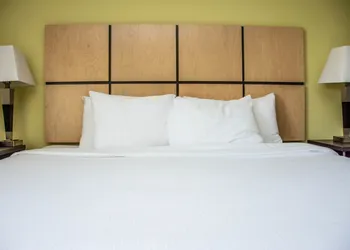 Candlewood Suites : Overland Park - W 135th St by IHG hotel thumbnail 5