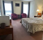 Maple Creek Motor Inn hotel detail image 3