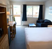 Chalet Inn hotel detail image 7