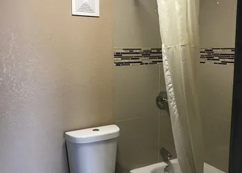 Economy inn hotel thumbnail 6
