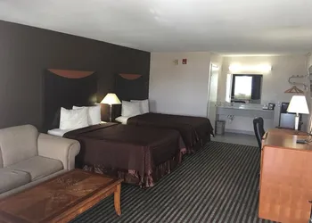 Cypress Inn hotel thumbnail 3