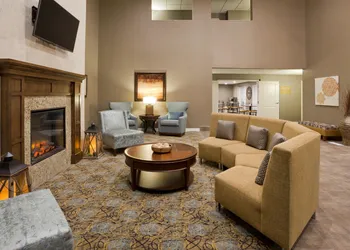GrandStay Delano hotel thumbnail 2